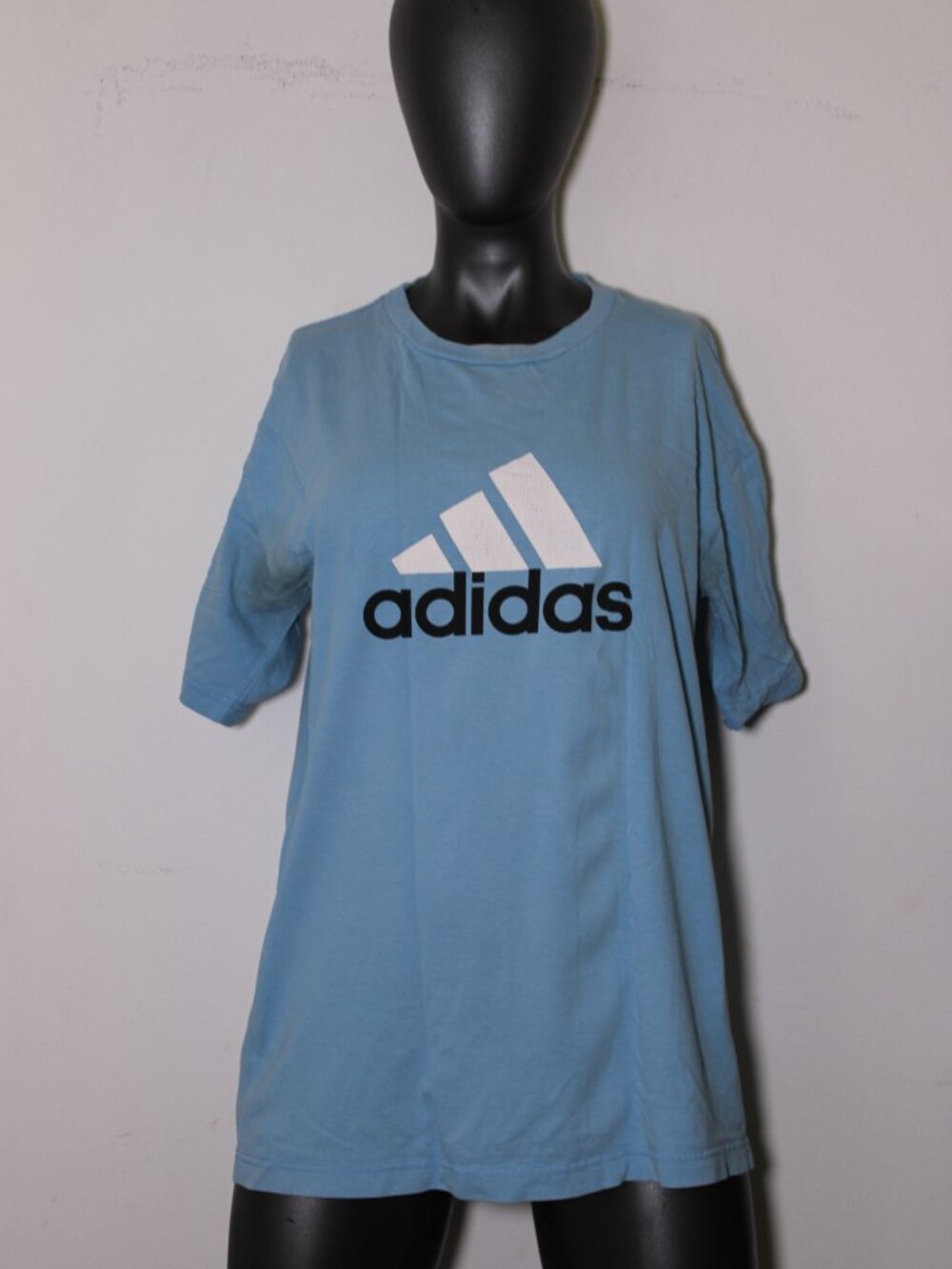 Adidas graphic t-shirt